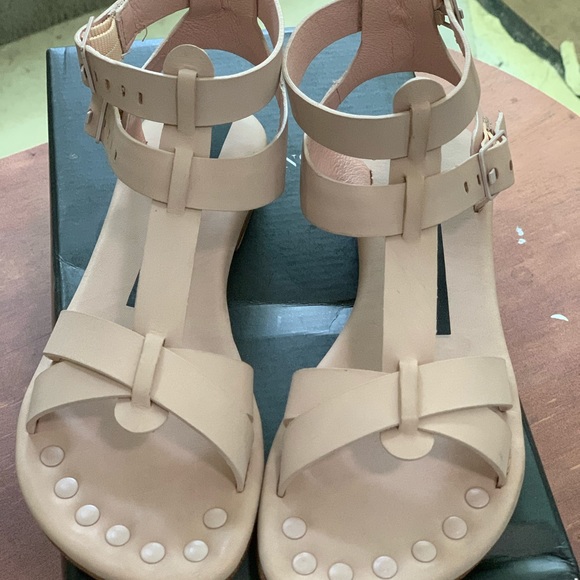 Matt Bernson Blush Sandals - Picture 2 of 4